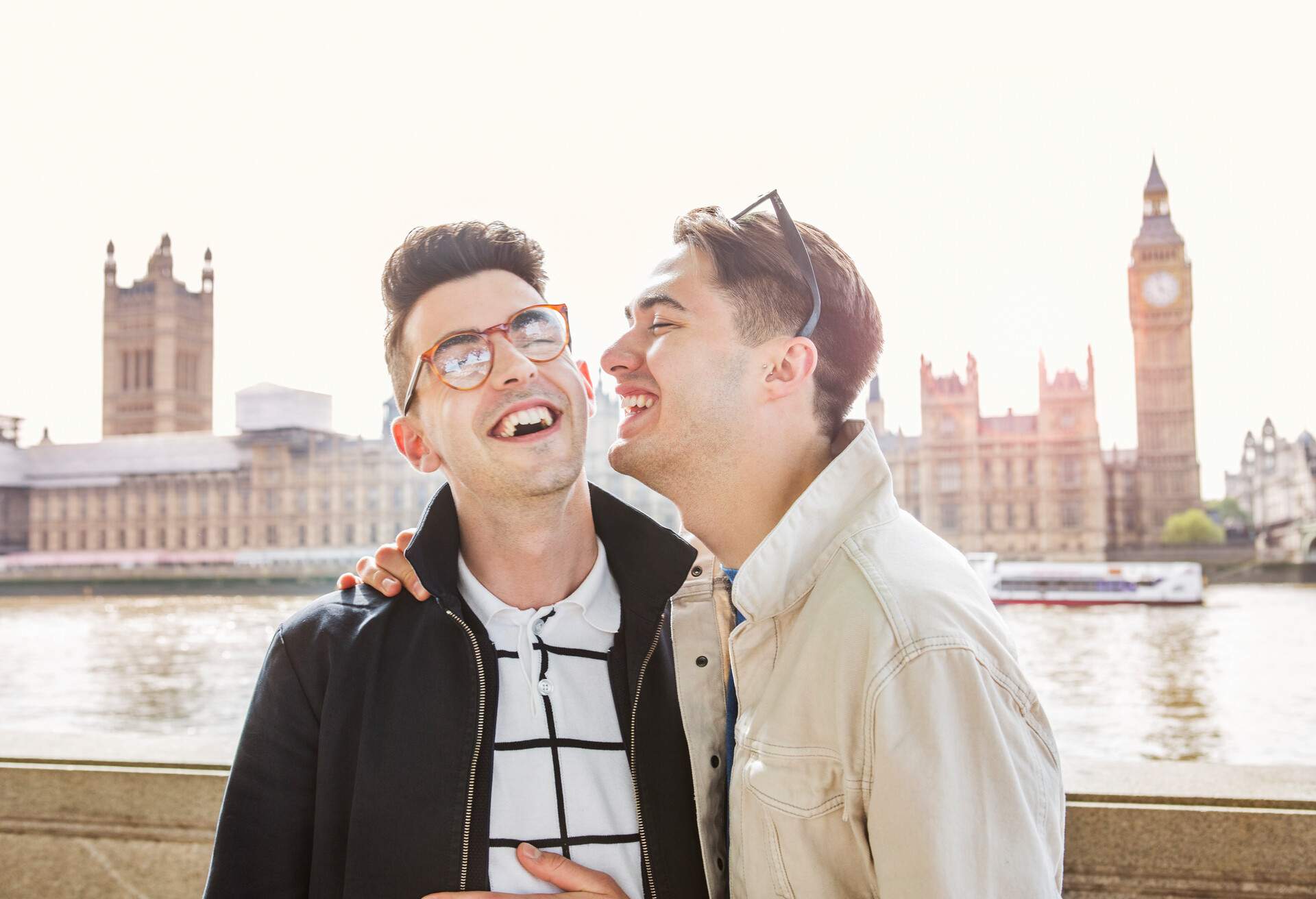 DEST_UK_LONDON_THEME_LGBTQ_GAY_COUPLE_GettyImages-559480187