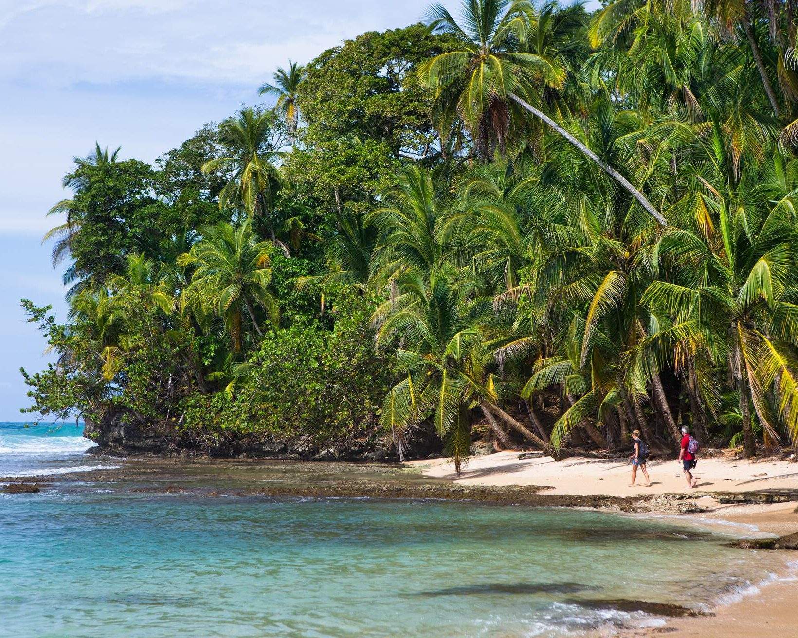 partez-la-d-couverte-des-plus-belles-plages-du-costa-rica-kayak