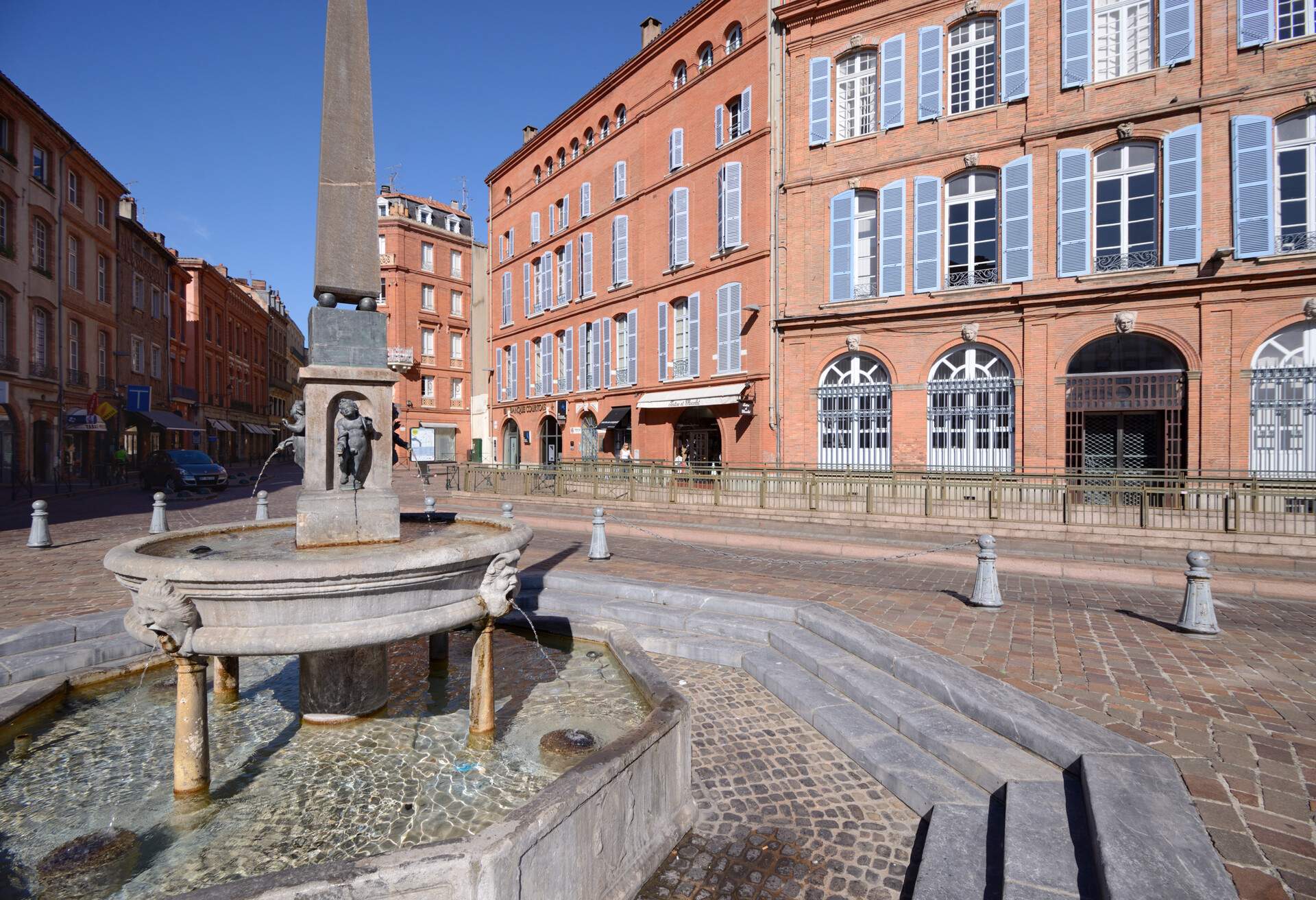 Street Fountain & Cobbled Streets Place Etienne Toulouse Haute-Garonne France