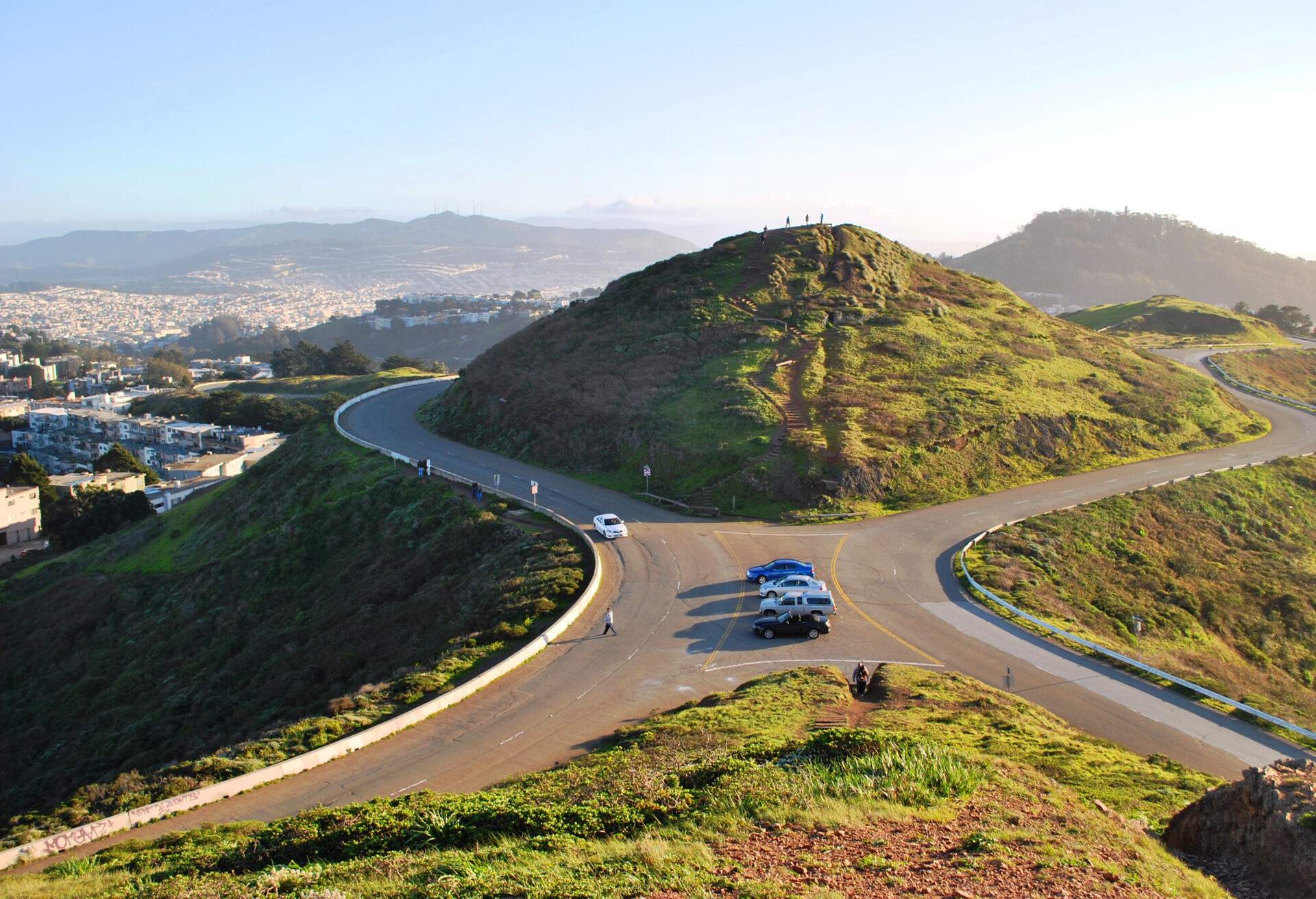 DEST_USA_CALIFORNIA_SAN-FRANCISCO_TWIN-PEAKS_GettyImages-900016050