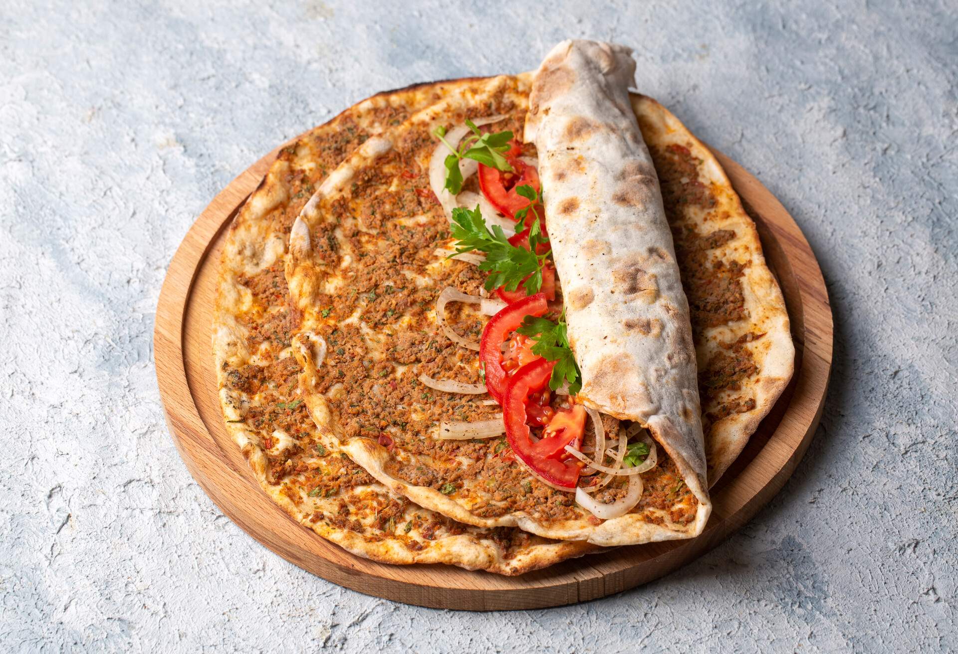 Turkish food -Turkish pizza -Lahmacun