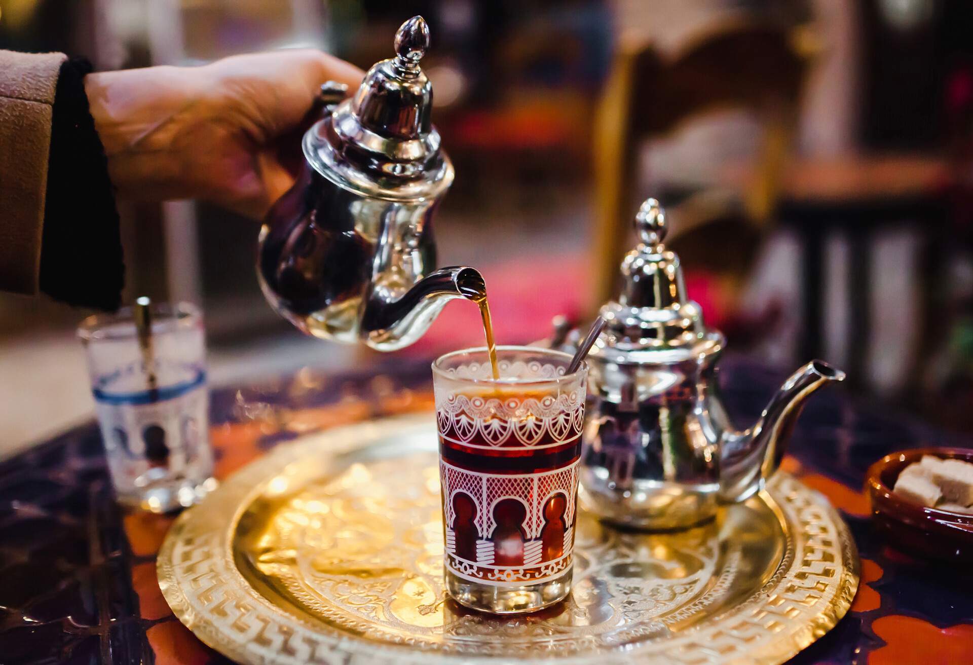 THEME_FOOD_PERSIAN_TEA_GettyImages-1223316015
