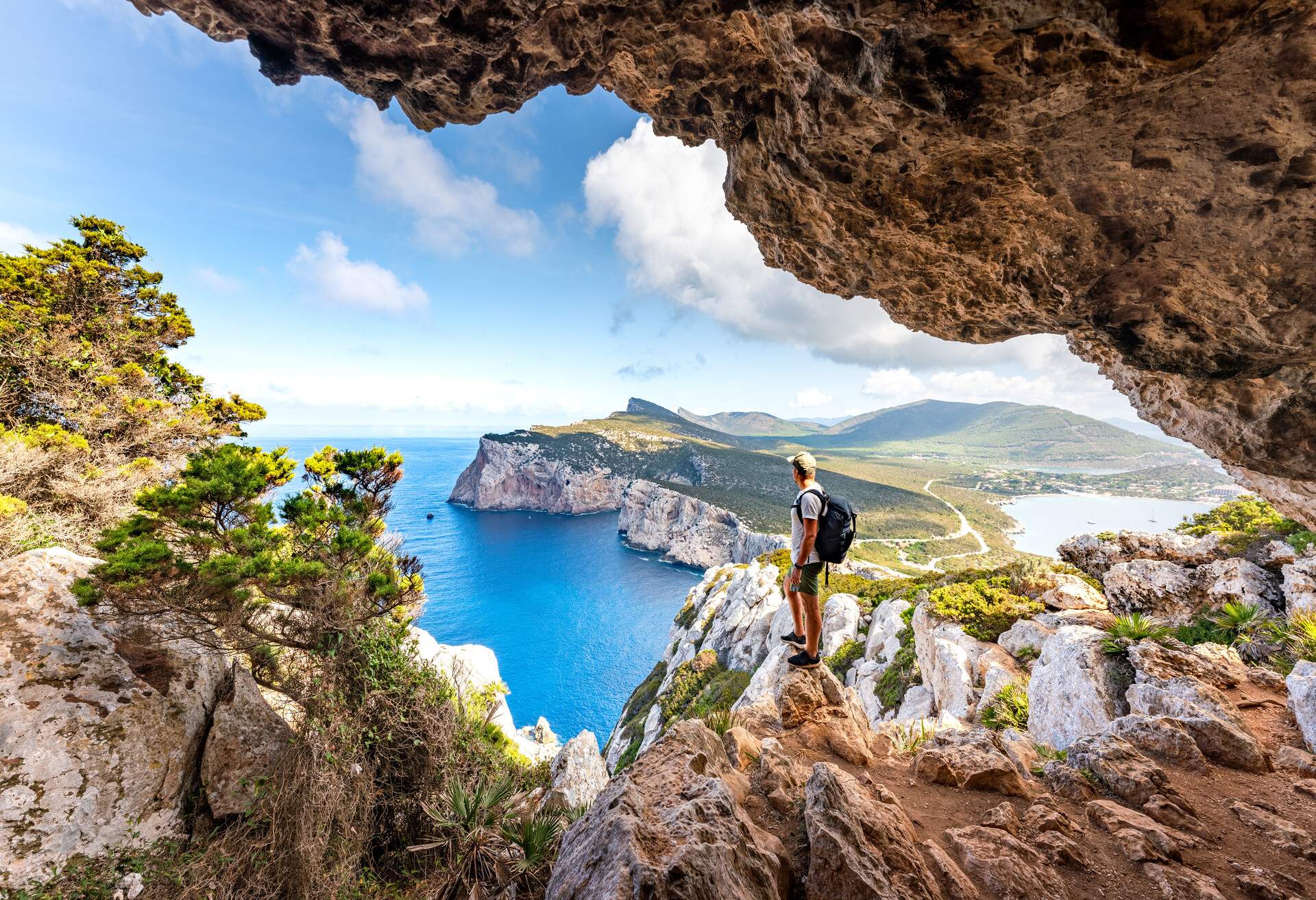 DEST_ITALY_SARDINIA_CAPO-CACCIA_THEME_HIKING_GettyImages-1269866065