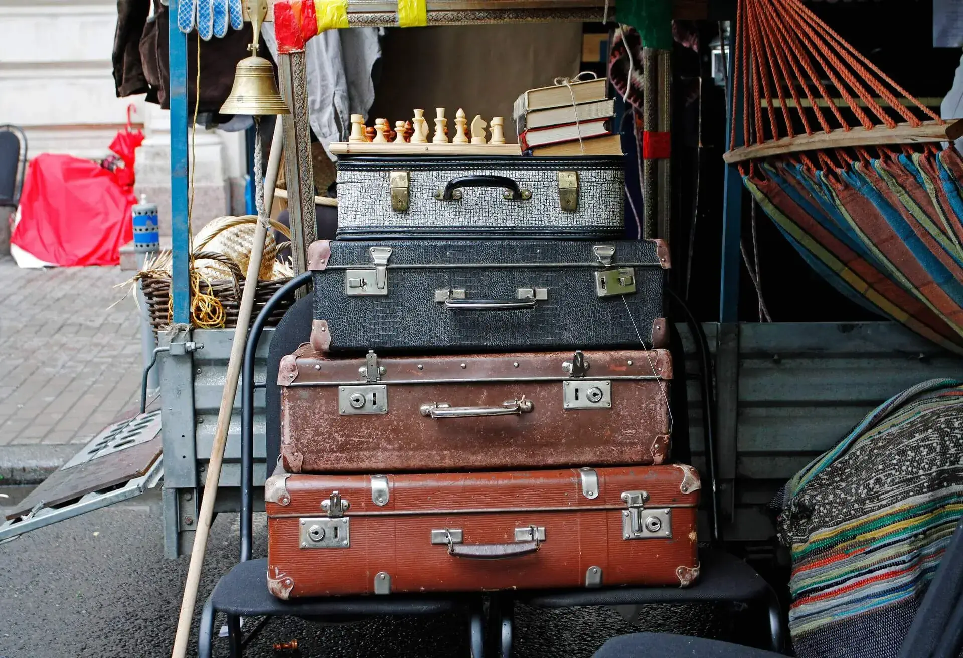 market antiques