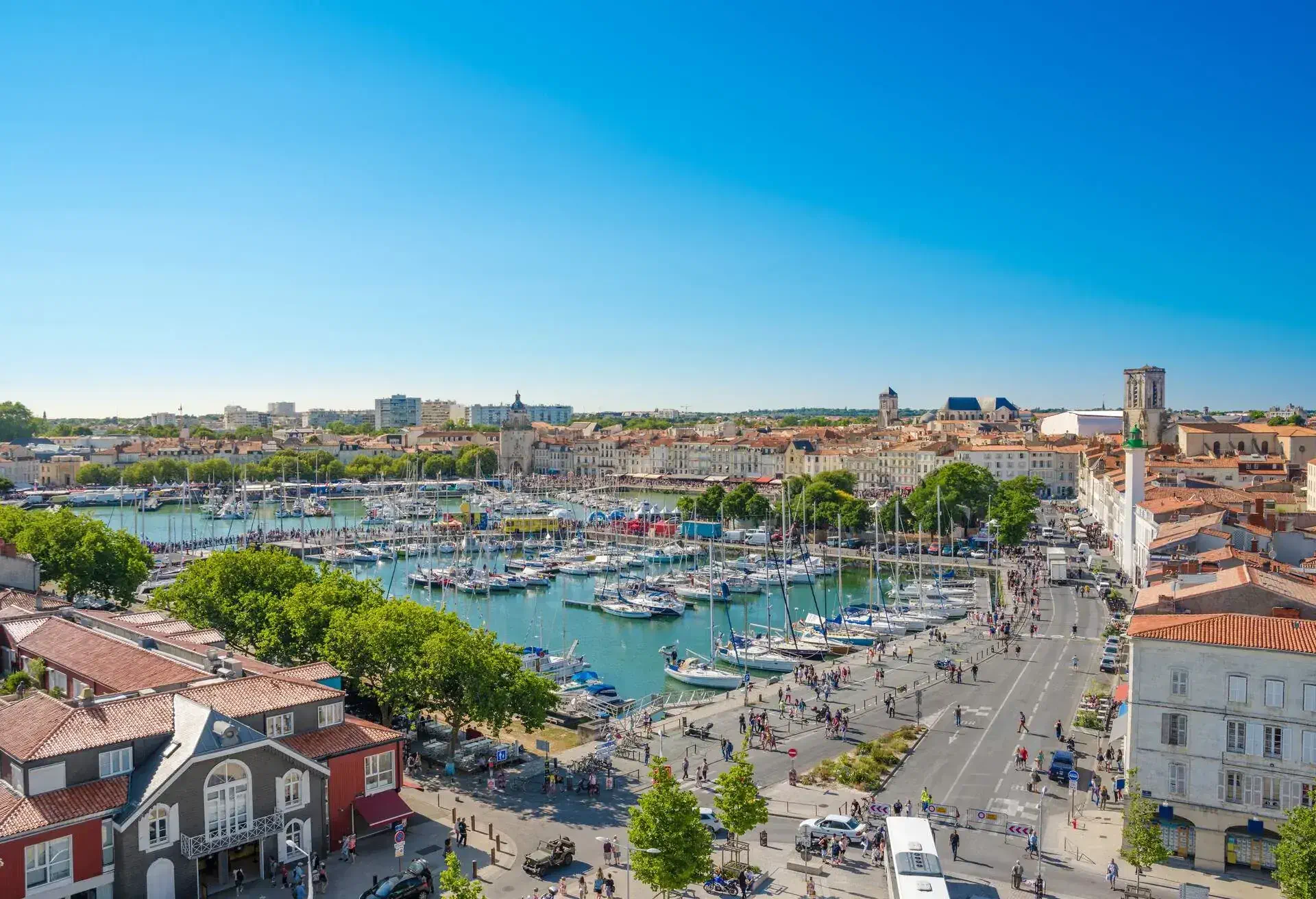 DEST_FRANCE_LA_ROCHELLE-shutterstock-premier_550014604