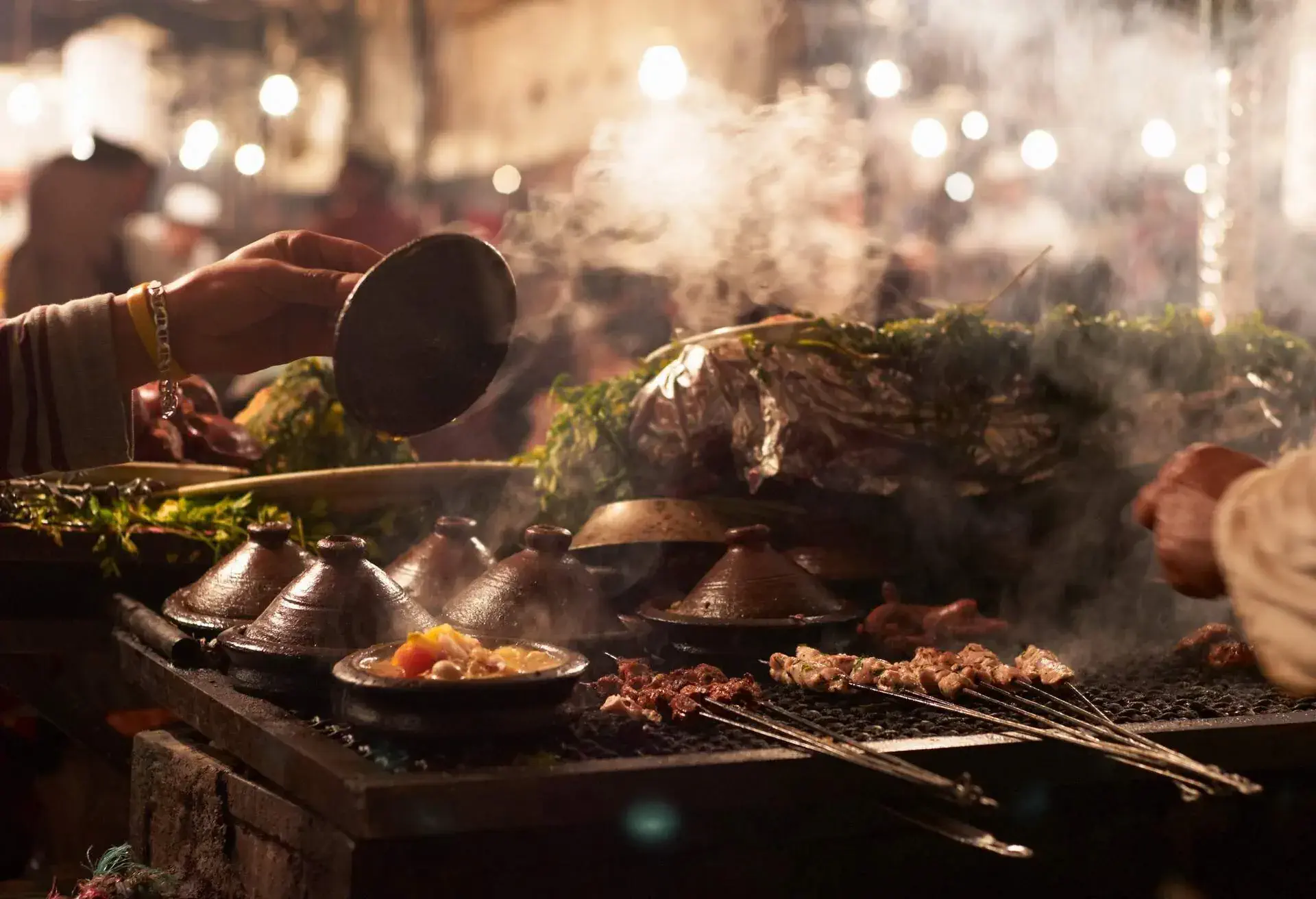 DEST_MAROCCO_MARRAKESH_TAGINE_FOOD_GettyImages-111972279.jpg