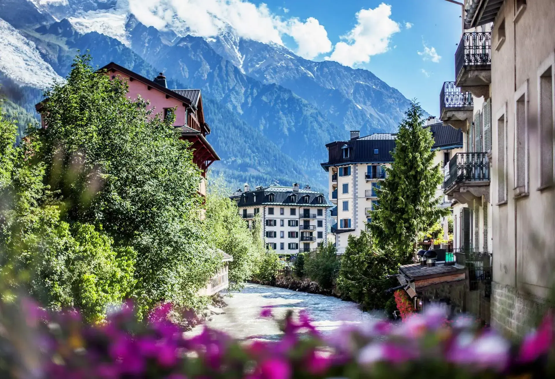 dest_france_chamonix_mont_blanc_gettyimages