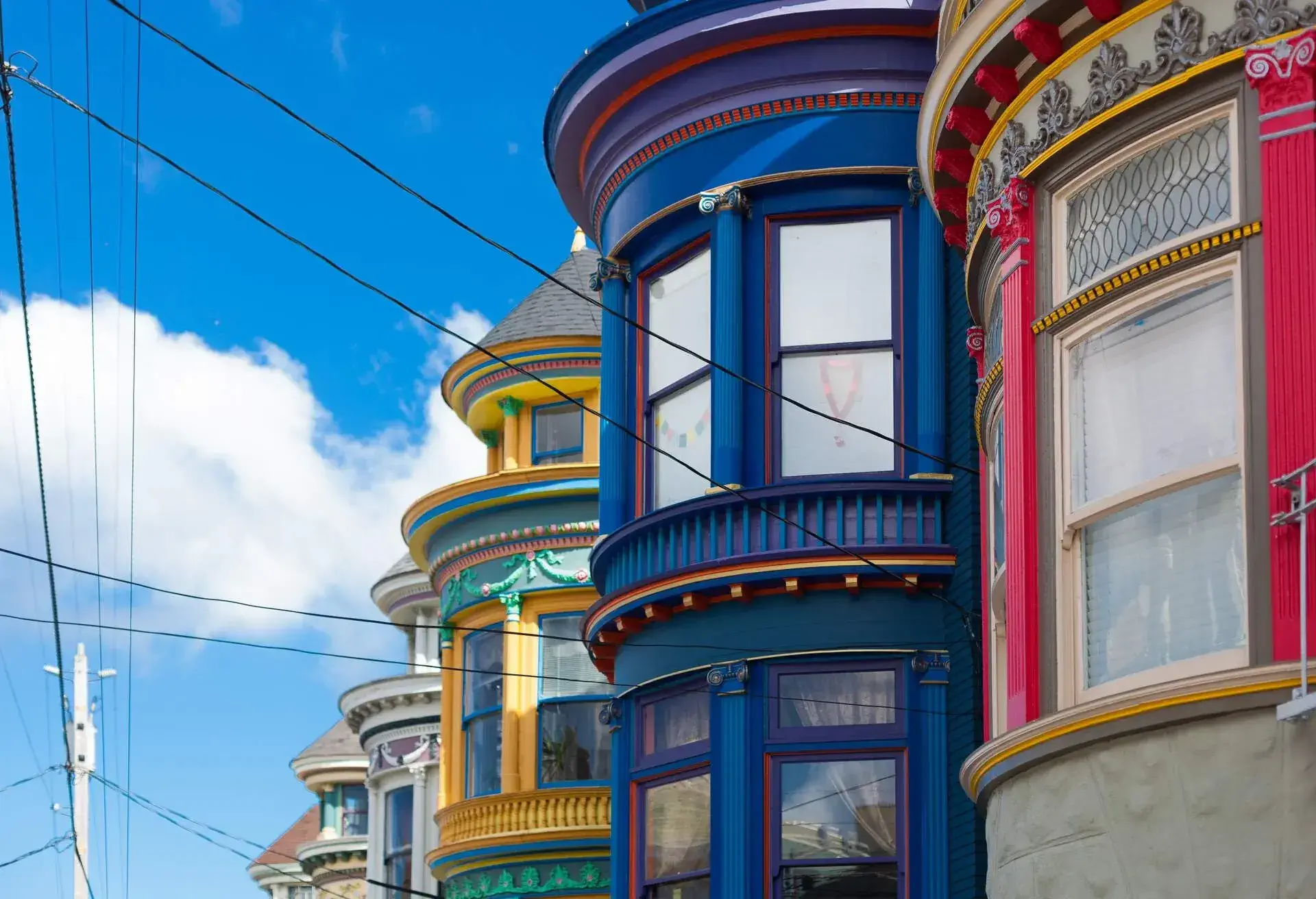DEST_USA_CALIFORNIA_SAN FRANCISCO_HAIGHT ASHBURY_shutterstock-premier_264564527
