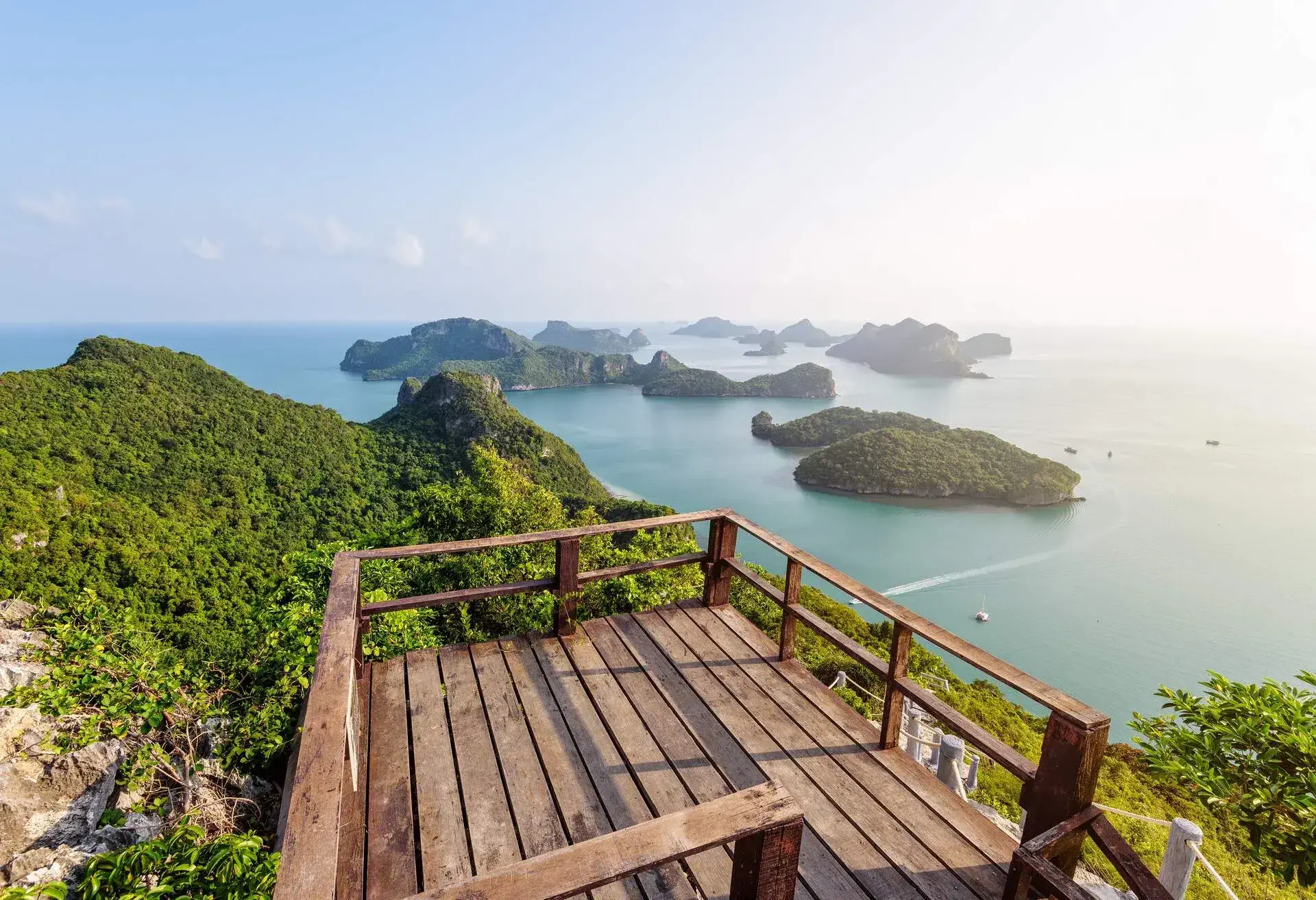 Podium viewpoint on peak mountain at Ko Wua Ta Lap island and high angle view beautiful nature landscape of island and sea in Mu Ko Ang Thong National Marine Park, Surat Thani, Thailand