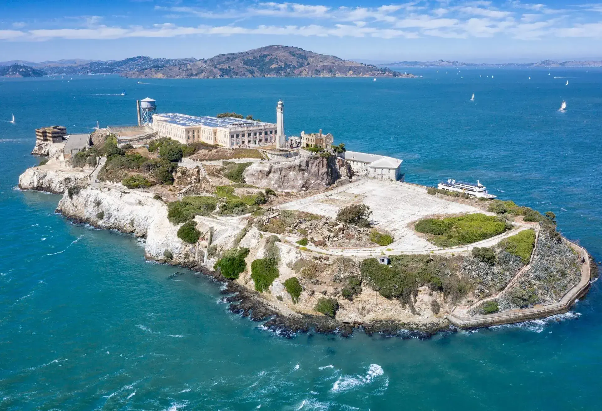 DEST_USA_CALIFORNIA_SAN-FRANCISCO_ALCATRAZ_GettyImages-1033924986
