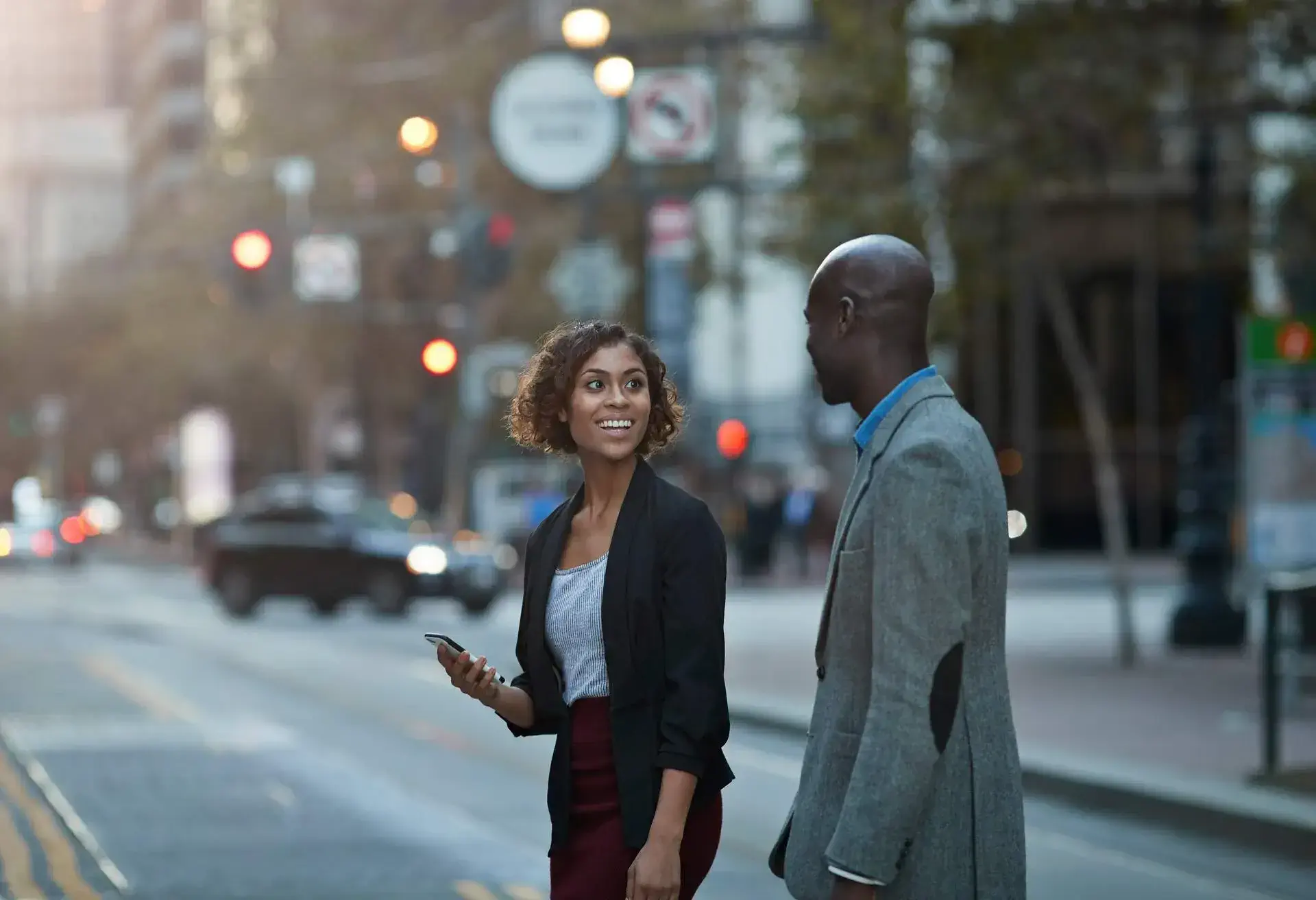 THEME_PEOPLE_COUPLE_CITY_GettyImages-979464164