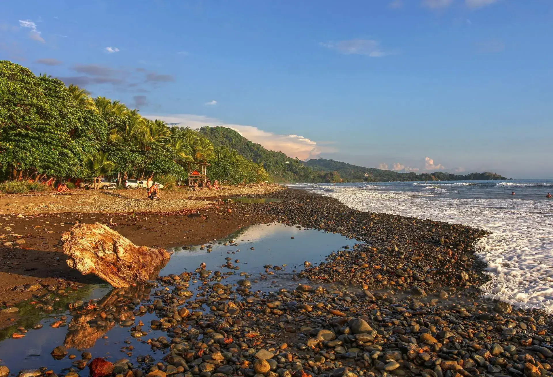 DEST_COSTA-RICA_DOMINICAL_DOMINICAL-BEACH_GettyImages-484987836