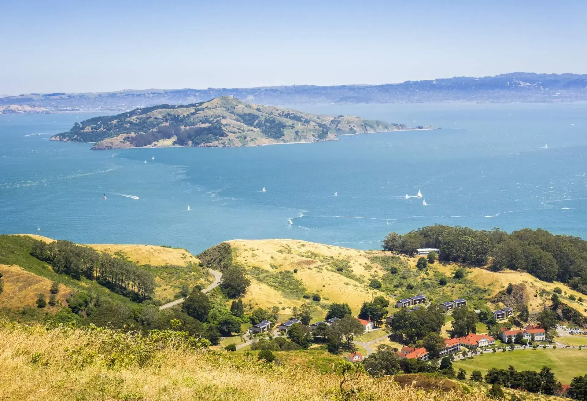 DEST_USA_CA_SAN-FRANCISCO_ANGEL_ISLAND_GettyImages-1092860130