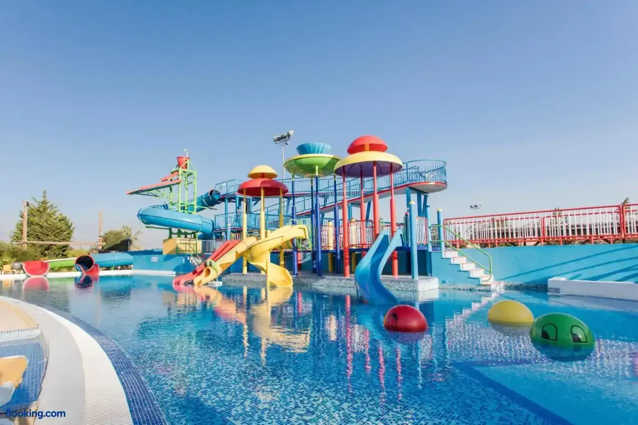 alfagar-alto-da-colina-booking-186016-131642328-461113