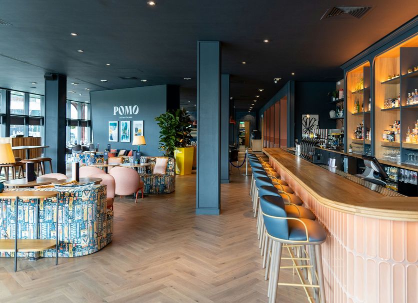 Bar Photo