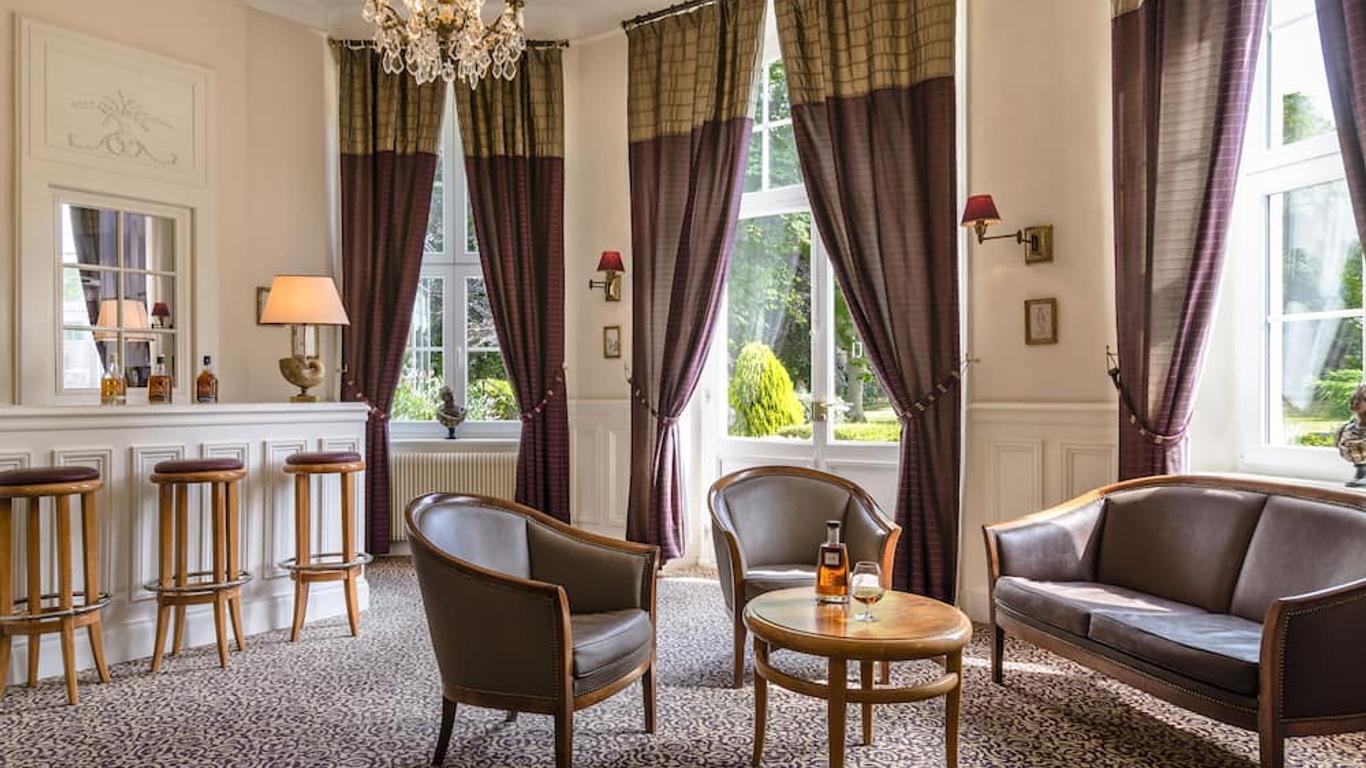 Hôtel Château Cléry