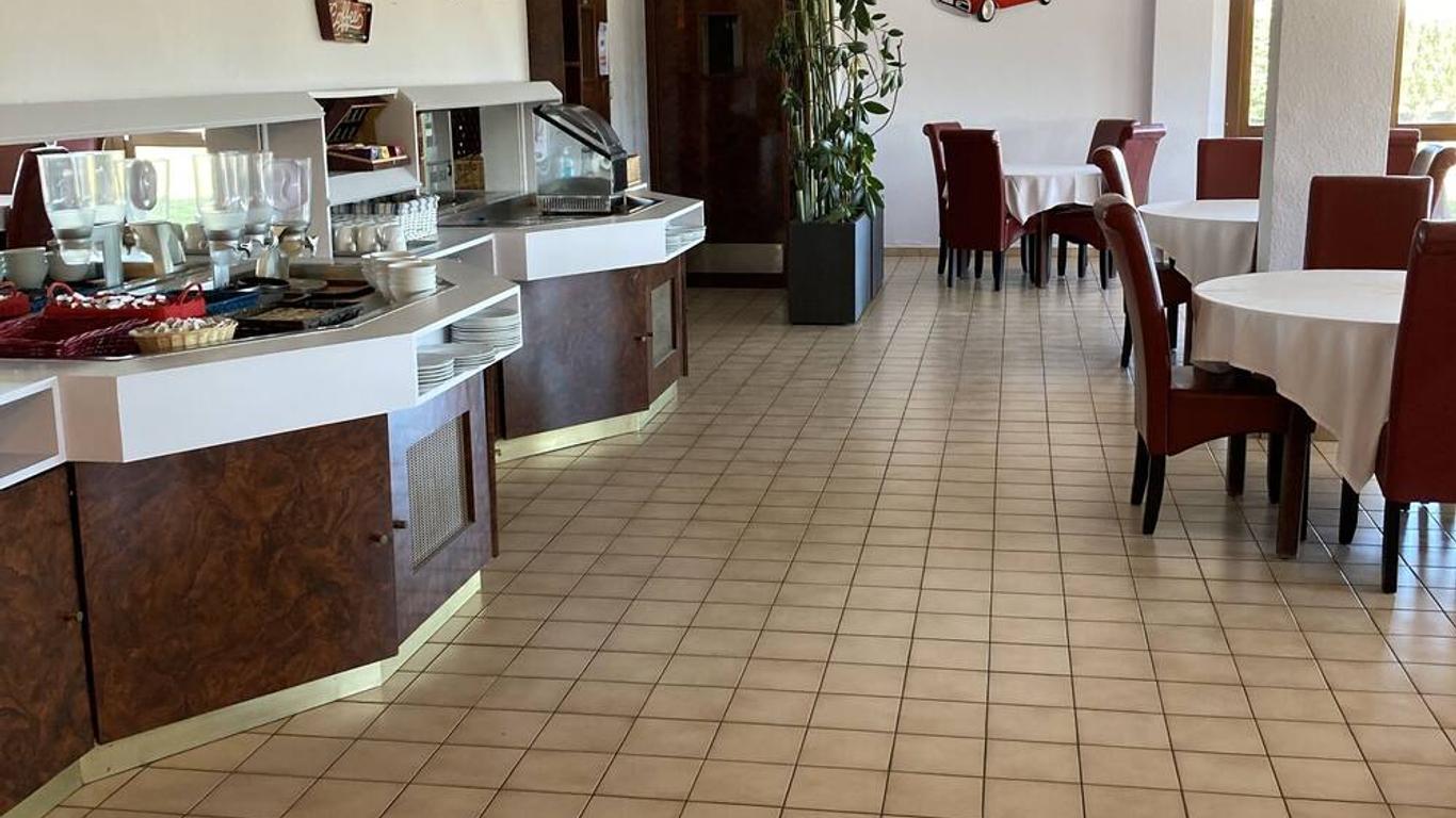 Brit Hotel Essentiel Moulins Avermes