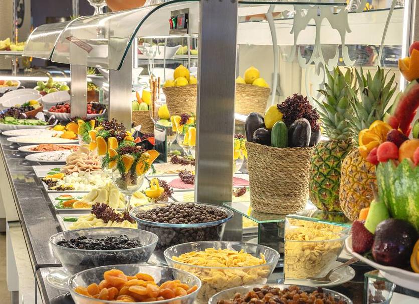 Buffet Photo