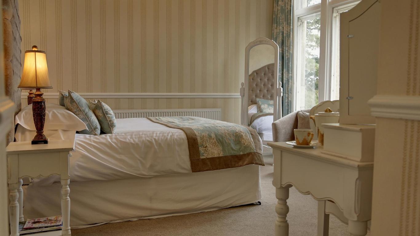 Oaklands Hall Hotel, Sure Hotel Collection by Best Western