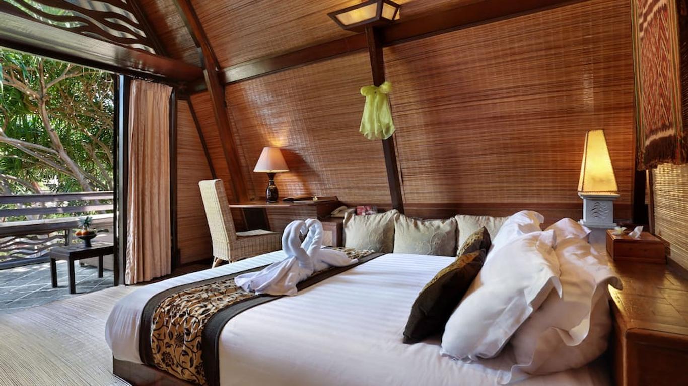 Vila Ombak Hotel