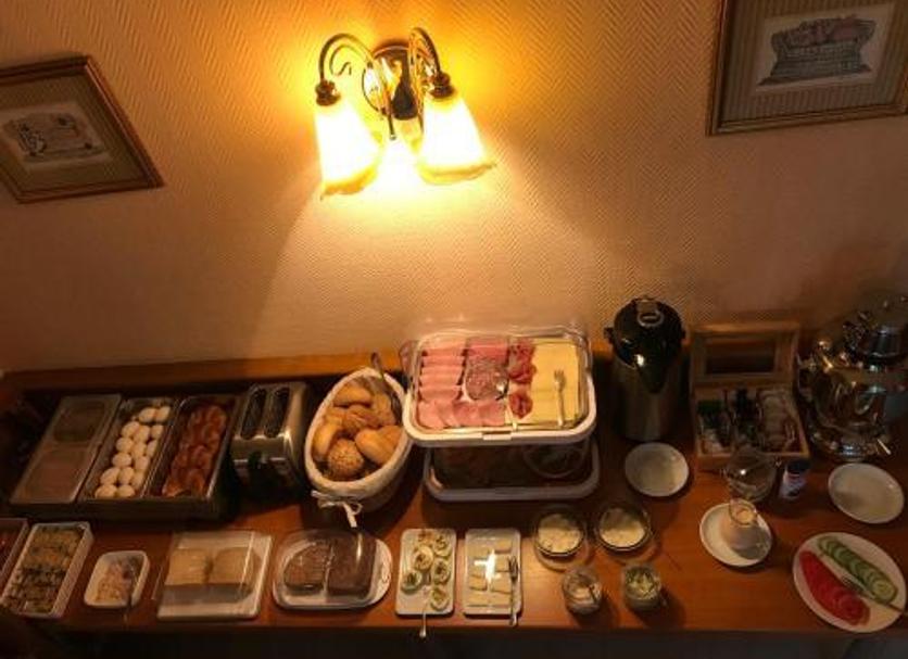Buffet Photo