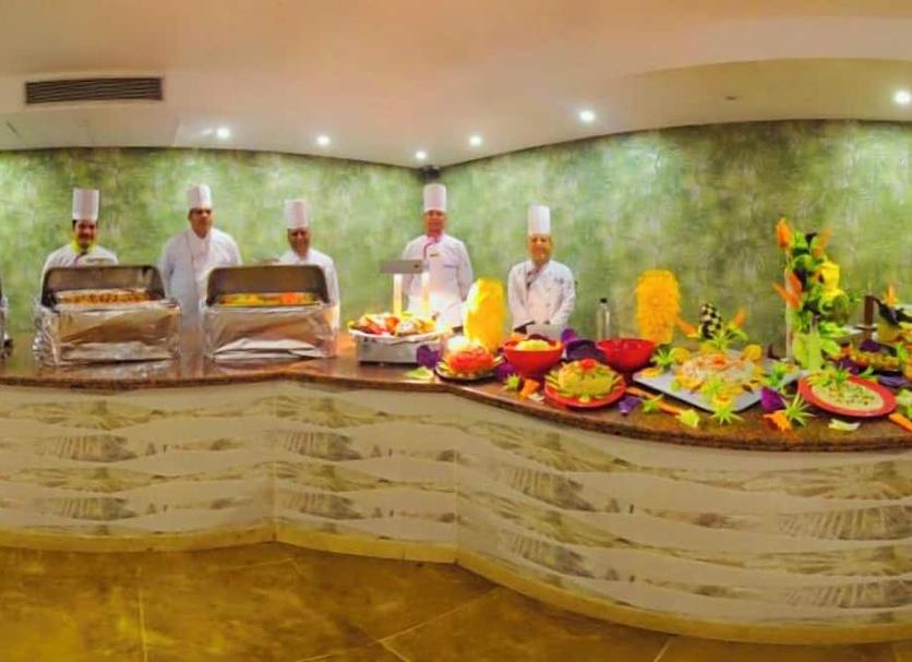 Buffet Photo