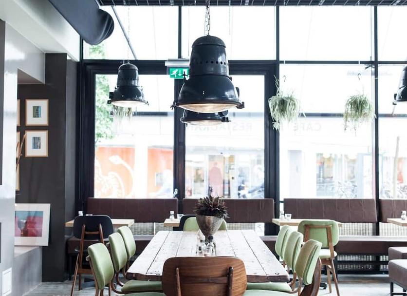 Restaurant Photo