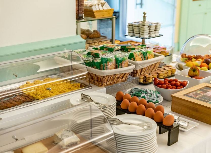 Buffet Photo