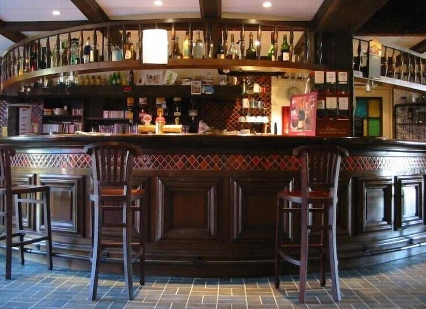 Bar Photo