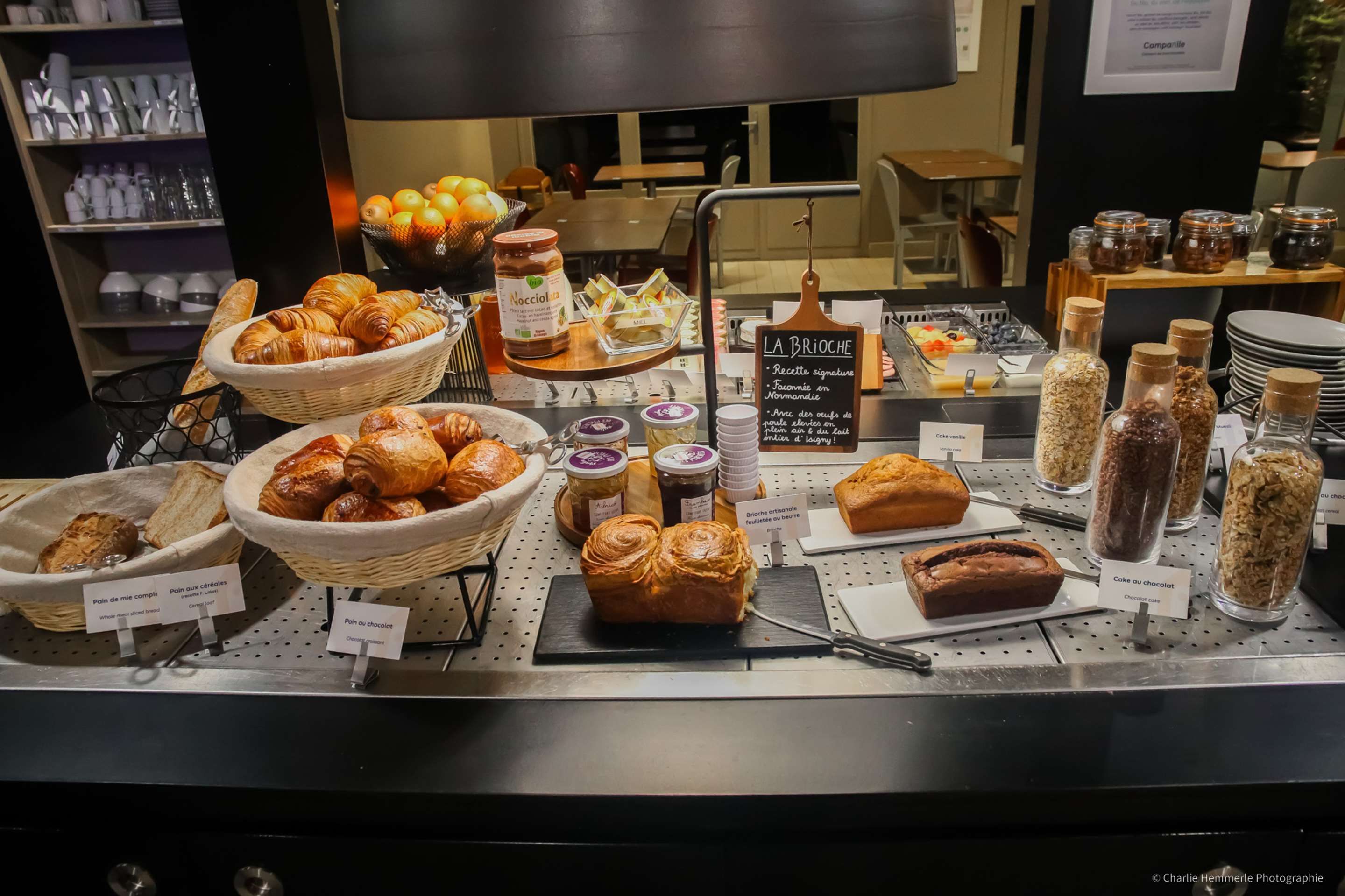 Buffet Photo