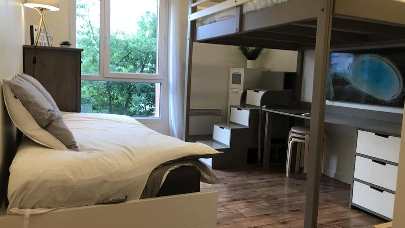 Studio 22m2 RER Val d'Europe 150m away / Disney-Paris