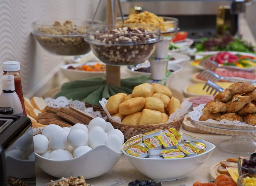 Buffet Photo