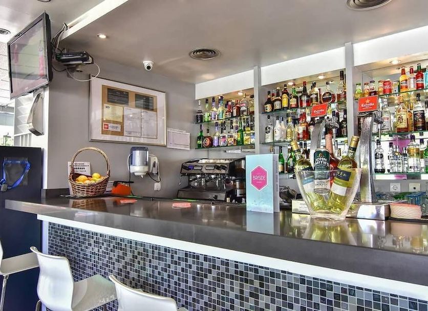 Bar Photo