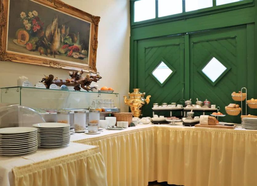 Buffet Photo