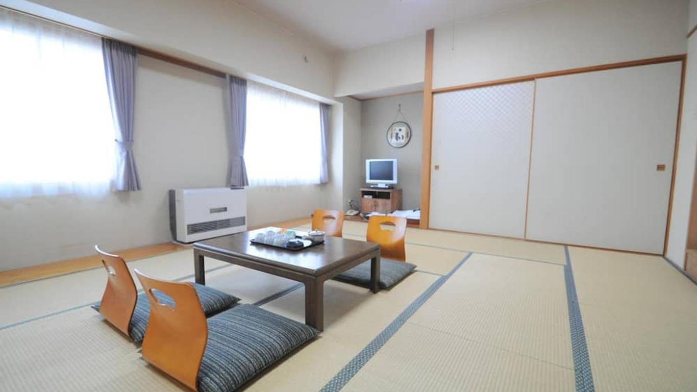 Hotel Saharin