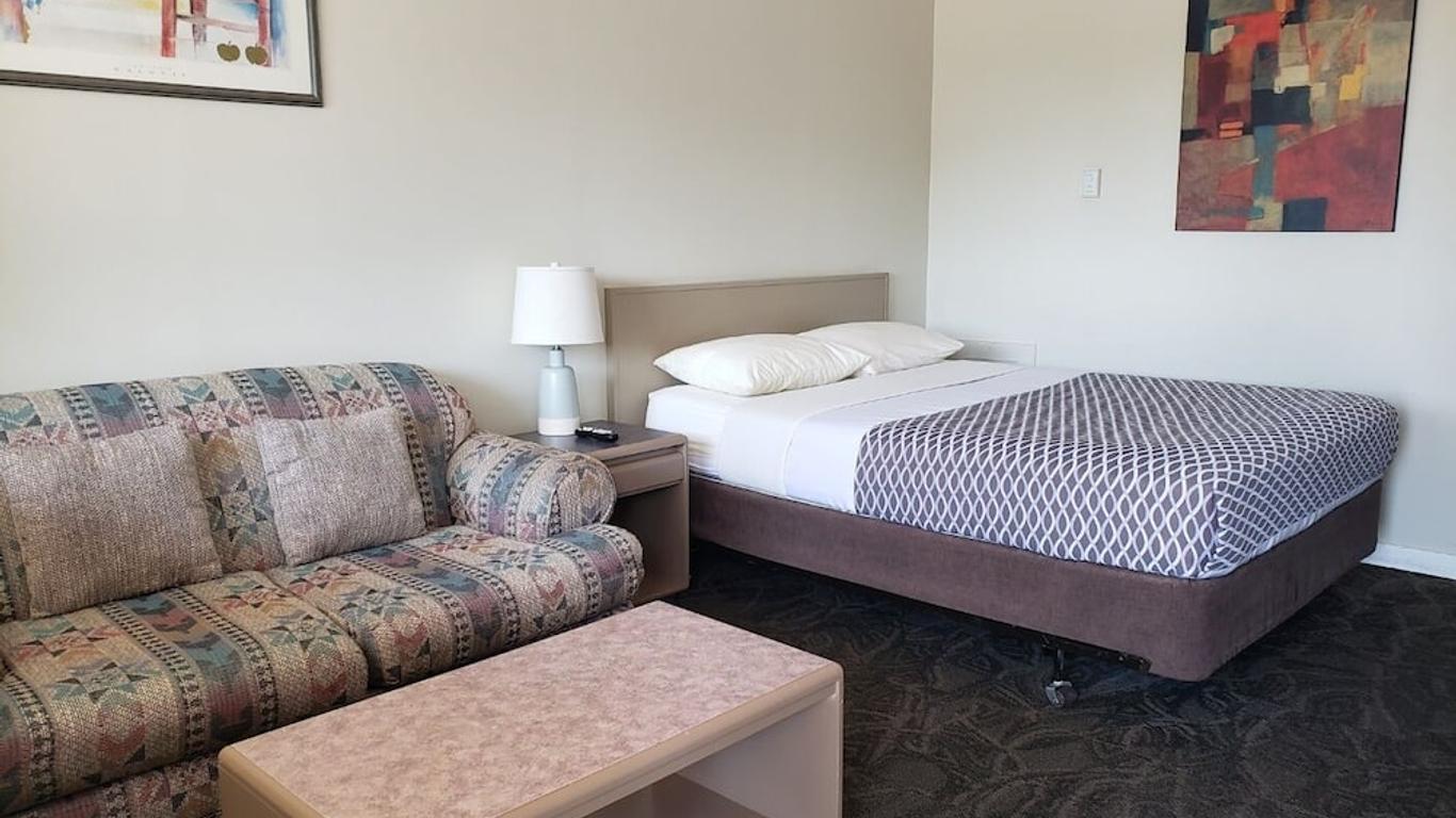 Lamplighter Inn