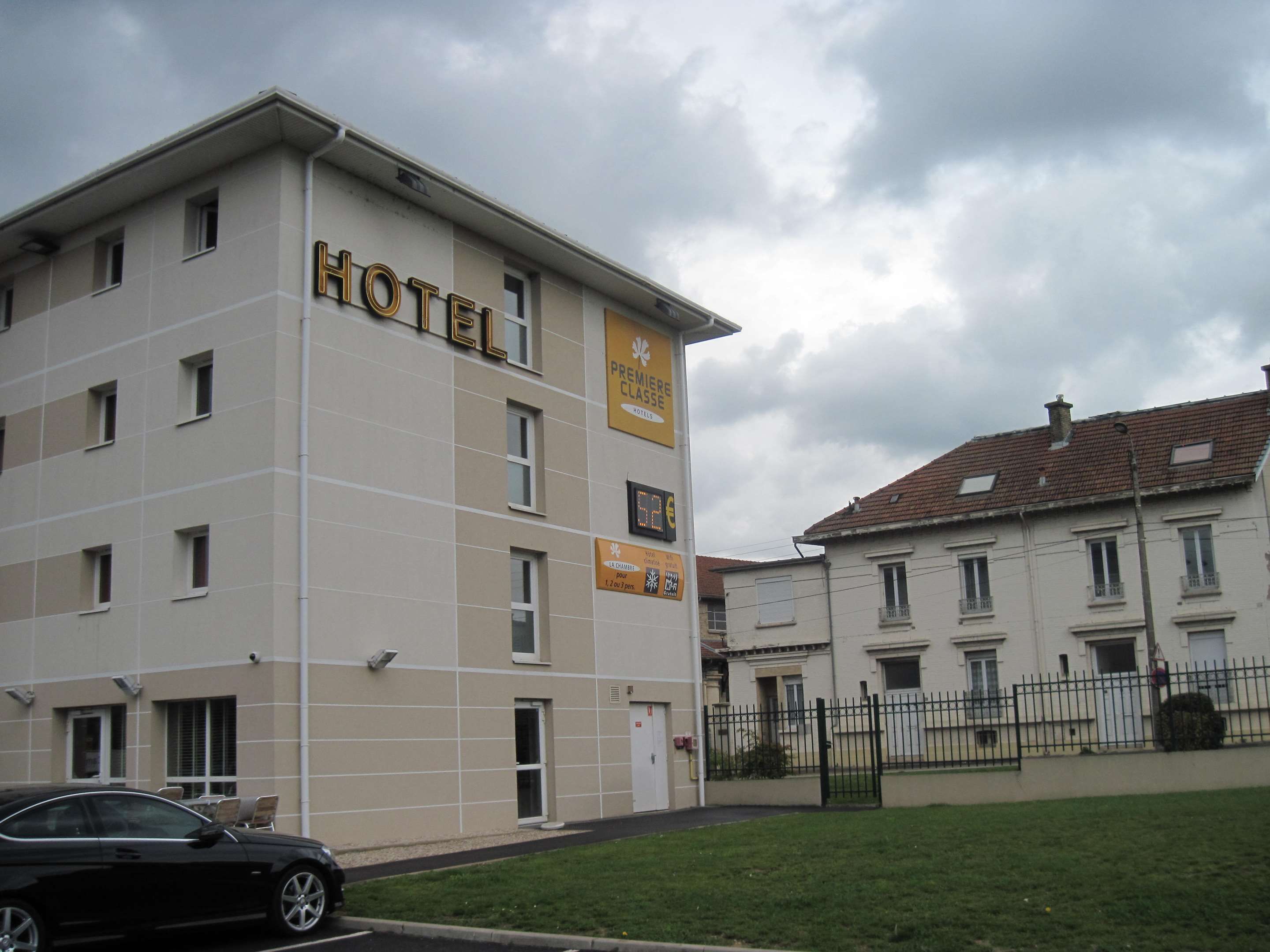 premiere-classe-epernay-partir-de-34-h-tels-pernay-kayak