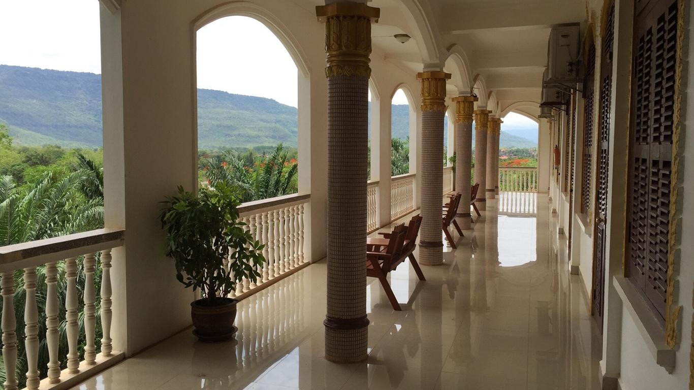 Champasak Palace Hotel