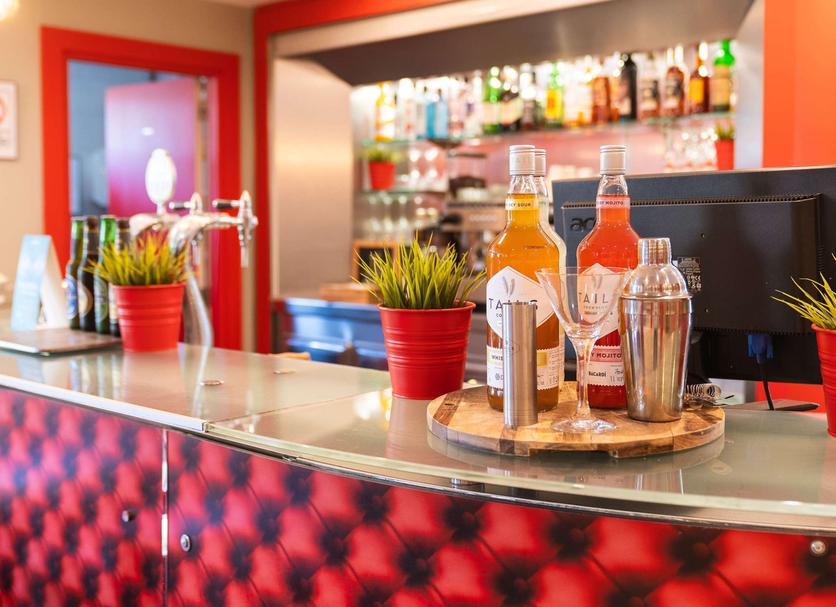 Bar Photo