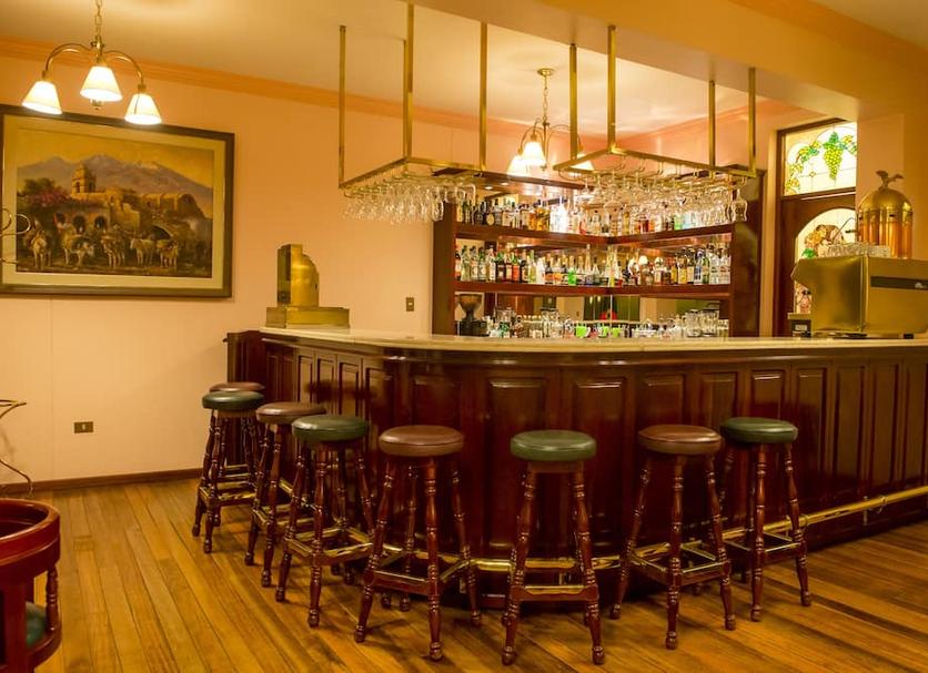 Bar Photo