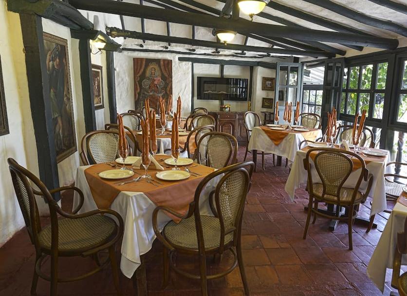 Restaurant Photo