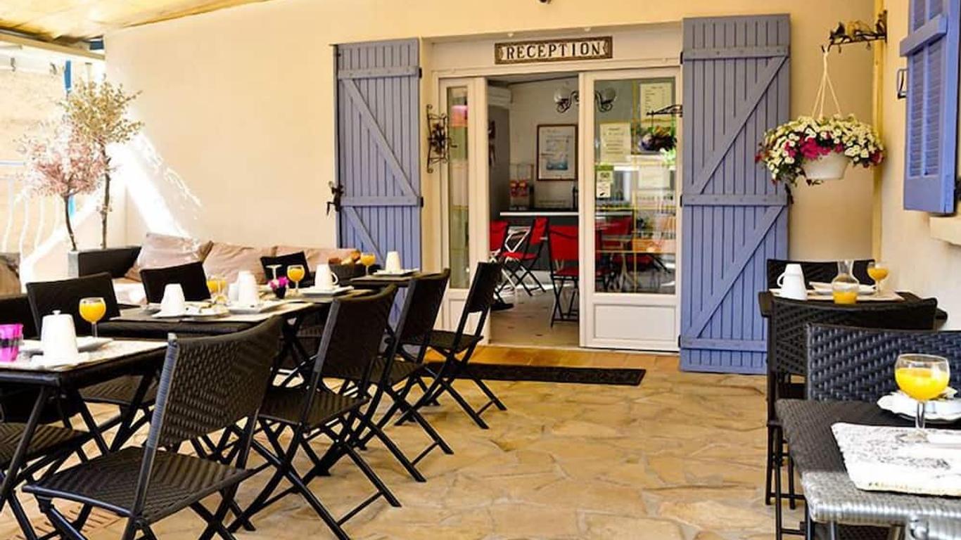 Hôtel L'Escale Au Soleil