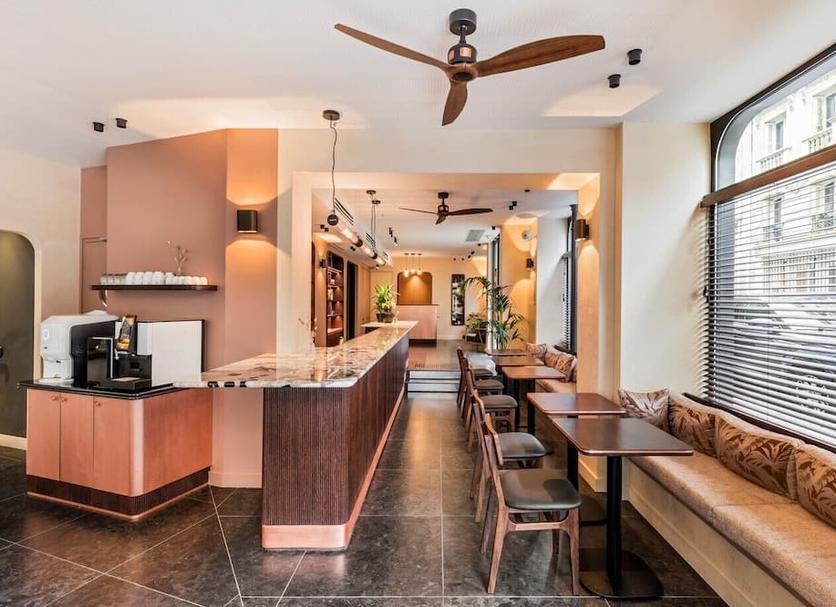 Restaurant Photo