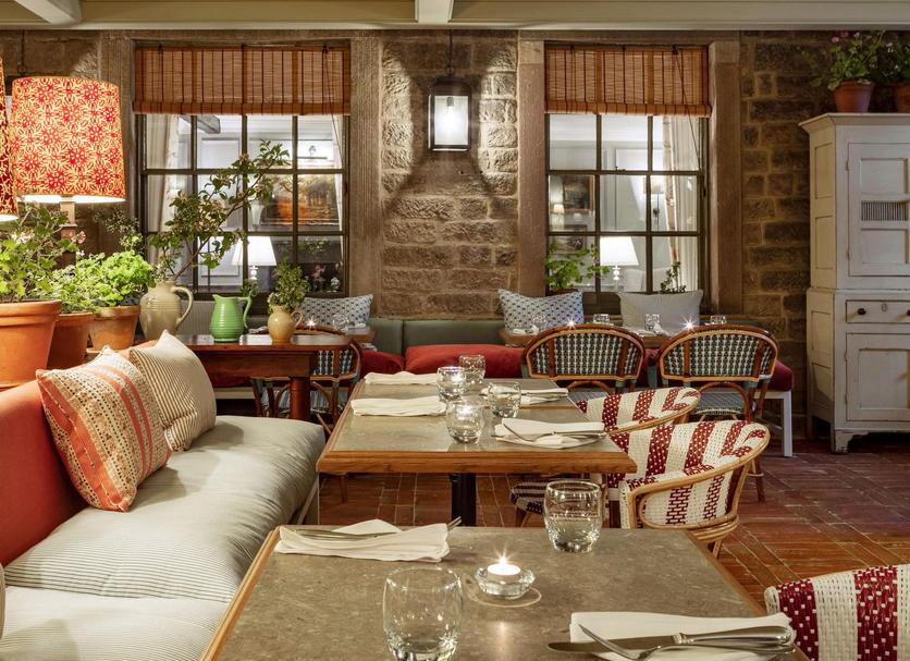 Restaurant Photo