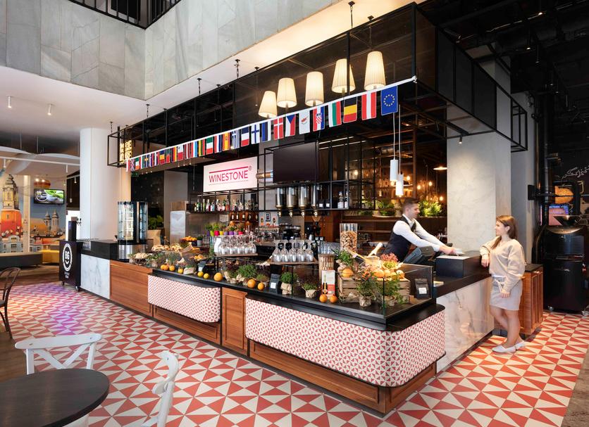Restaurant Photo
