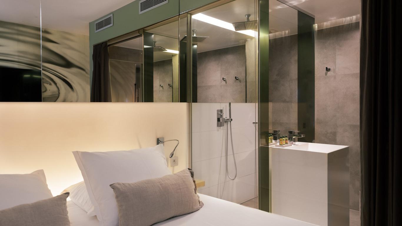 Legend Hotel