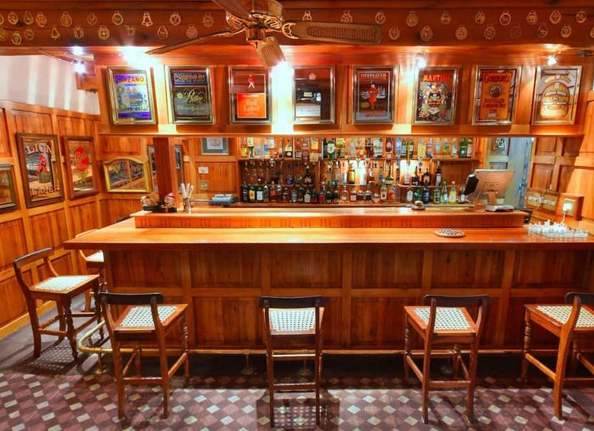 Bar Photo