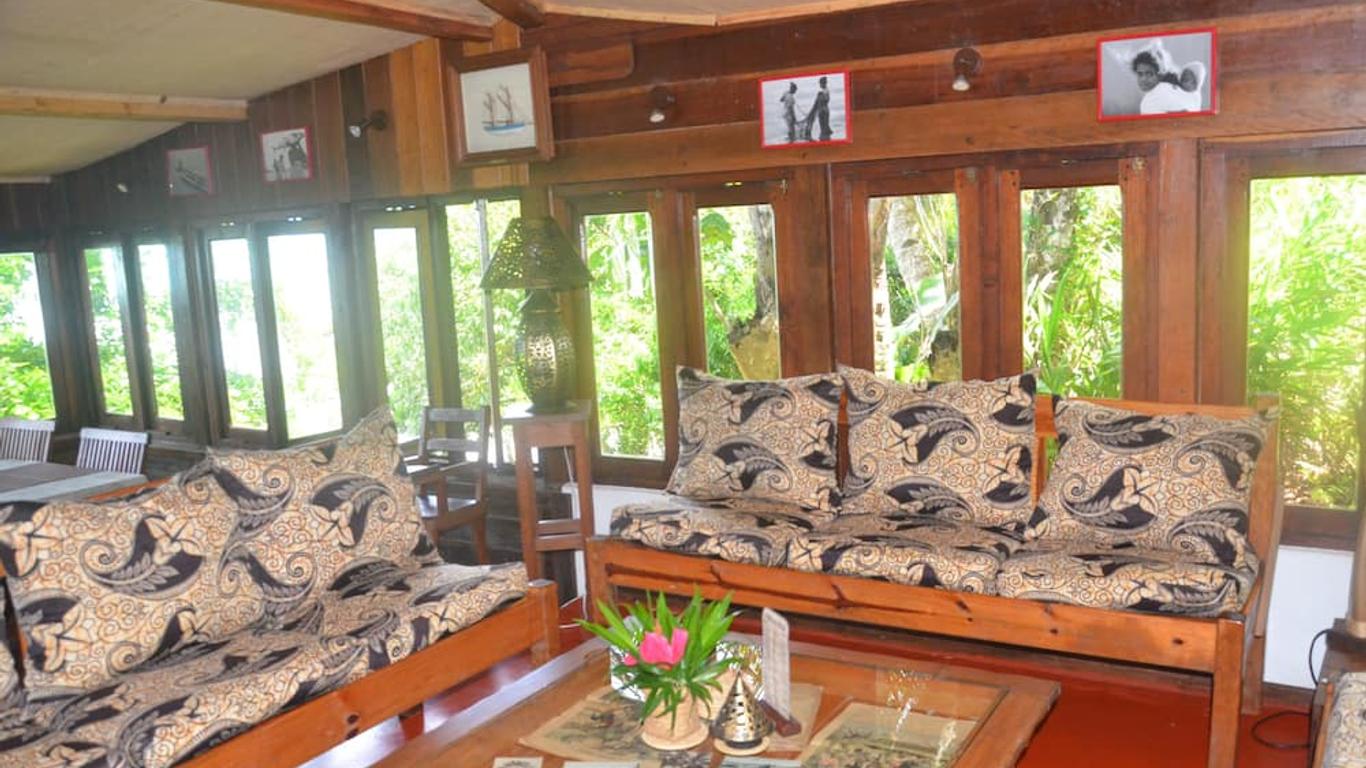 Boraha Village Ecolodge