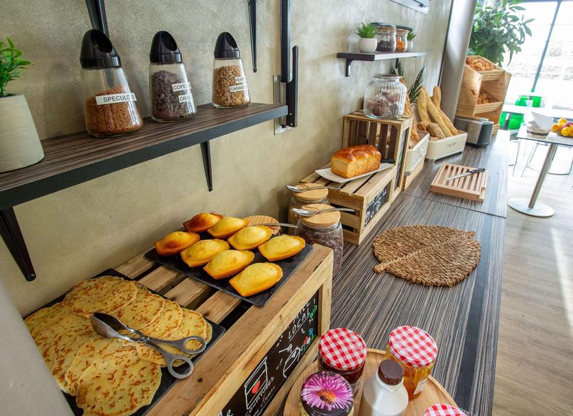 Buffet Photo