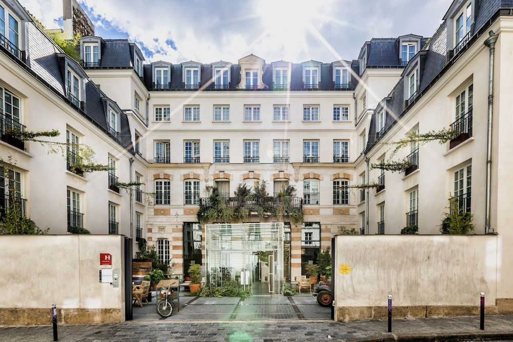 Bâtiment